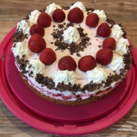 Bild von Erdbeer-Sahne-Torte
